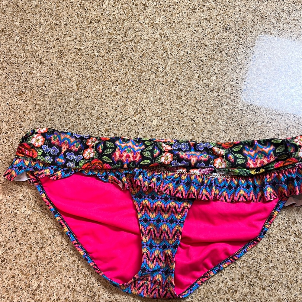 Jessica Simpson Swimsuit Bottom Size L